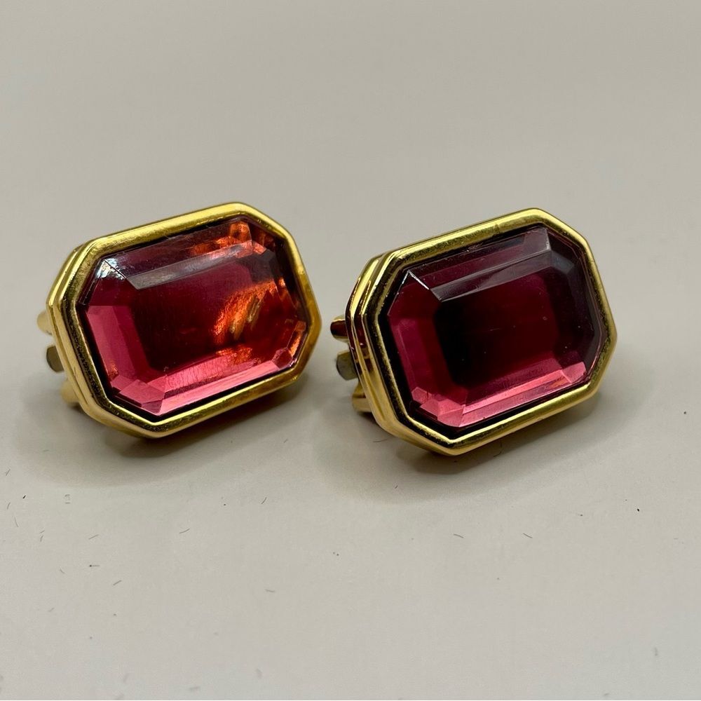 Vintage Joan Rivers gold tone faceted rose jewel clip on earrings